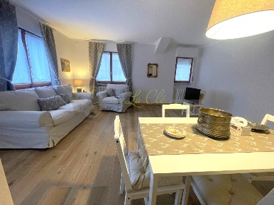 Foto Appartamento in Via Regionale 40, Courmayeur Centro di 90 m²