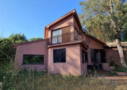 Foto Villa unifamiliare in Via di Quarto Peperino, Roma di 91 m² all'asta