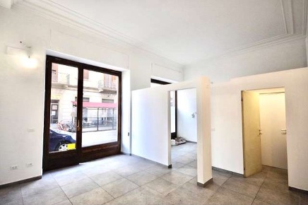 Foto Negozio in via Santa Giulia 21, Torino Vanchiglia di 45 m² in affitto