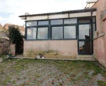 Foto Villa unifamiliare in Via Bassano del Grappa, Ardea Nuova Florida