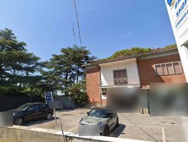 Foto Appartamento in Via Tuscolana, Frascati di 172 m² con 8 locali