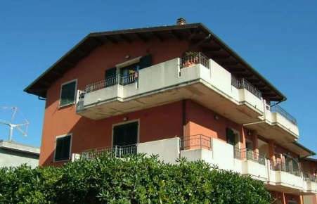 Foto Appartamento in Via  Martin Luther King, Monte Porzio di 81 m²