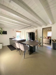 Foto Appartamento a Vittorio Veneto di 140 m² con 7 locali in vendita