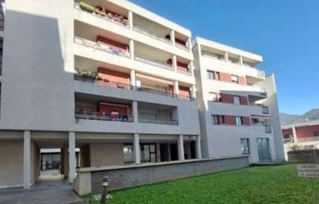 Foto Appartamento in Via Luigi Bazoli, Brescia Loggia - Garibaldi di 90 m²