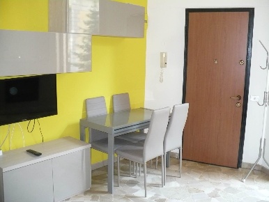 Foto Appartamento in Via Crocefisso, Milano Carrobbio di 40 m² con 2 locali