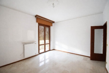Foto Appartamento a Piacenza Dante - Cheope di 110 m² con 3 locali