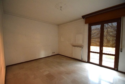 Foto Appartamento a Piacenza Dante - Cheope di 110 m² con 3 locali