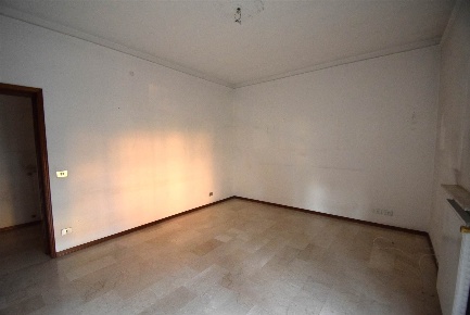 Foto Appartamento a Piacenza Zona 2000 di 110 m² con 3 locali in vendita