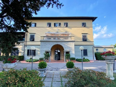 Foto Appartamento a Bagno a Ripoli Grassina di 143 m² con 7 locali