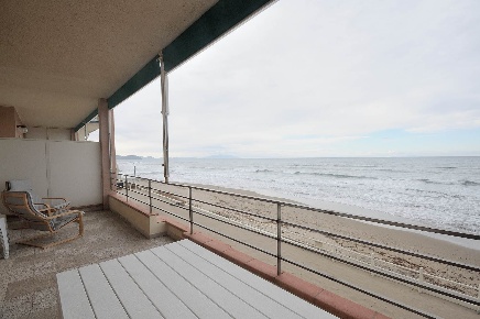 Foto Appartamento a San Vincenzo Centro di 77 m² con 4 locali in vendita