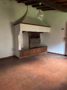 Foto Appartamento in Via E. Pinzani, Dicomano Centro di 100 m² con 4 locali