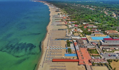 Foto Appartamento a Pisa Tirrenia di 108 m² con 5 locali in vendita