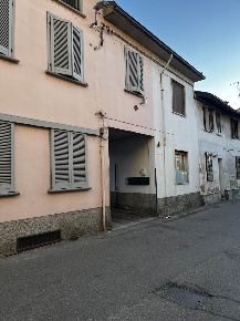 Foto Appartamento a Gambolò Centro di 98 m² con 4 locali in vendita
