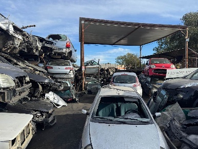 Foto Attività commerciale in Via Roma 63, San Gregorio di Catania Centro