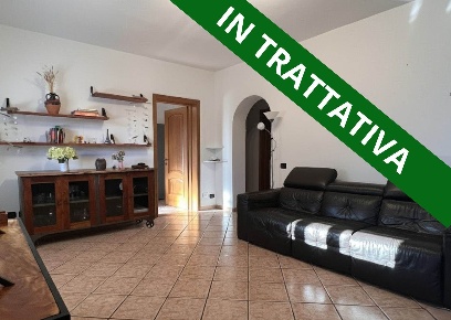 Foto Appartamento a Boltiere di 102 m² con 4 locali in vendita