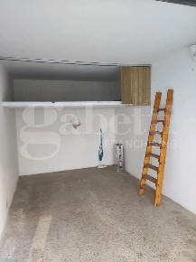 Foto Box in Via Lanzellotti 5, Brindisi Santa Chiara - Sant'Angelo di 16 m²