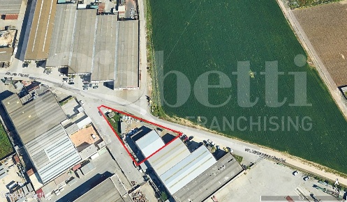 Foto Capannone industriale in Via Zona Industriale Contrada Piccoli 26,