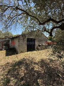 Foto Magazzino in Ponte Baratta I, Fondi di 35 m² con 1 locali in vendita