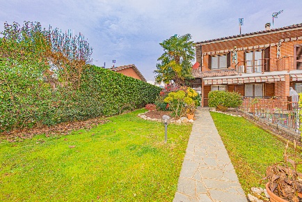 Foto Villa unifamiliare in Via San Pancrazio 0, San Gillio di 300 m²