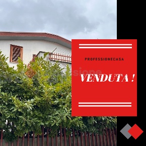 Foto Casa indipendente in Via Della Pineta 30, Avezzano Centro di 110 m²