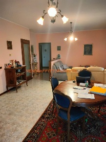 Foto Villa unifamiliare a Pagazzano di 237 m² con 5 locali in vendita