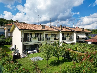 Foto Villa a schiera in via Colombera di sotto, Cisano Bergamasco Centro