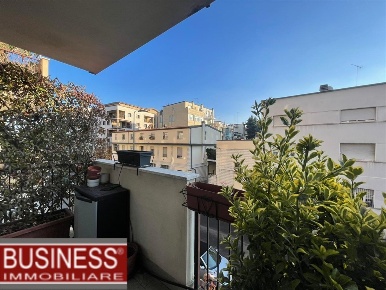 Foto Appartamento in Via Rutilia, Milano Ripamonti di 90 m² con 3 locali