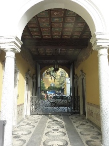 Foto Appartamento in Via Bartolomeo Zucchi, Monza Centro Storico di 220 m²