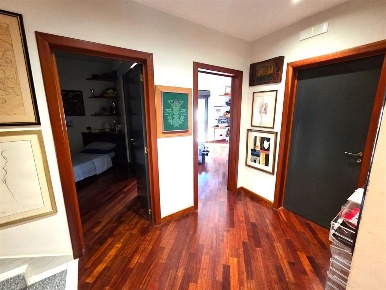 Foto Case semi ndipendenti in VIA ALBEROTANZA, Bari Poggiofranco di 296 m²