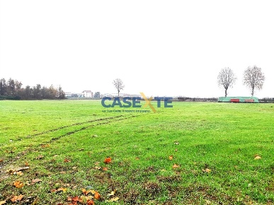 Foto Terreno agricolo a Treviglio di 28000 m² in vendita