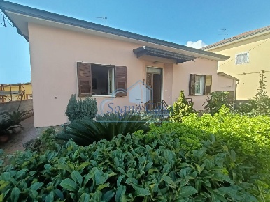 Foto Casa indipendente a Castelnuovo Magra Colombiera Molicciara di 115 m²