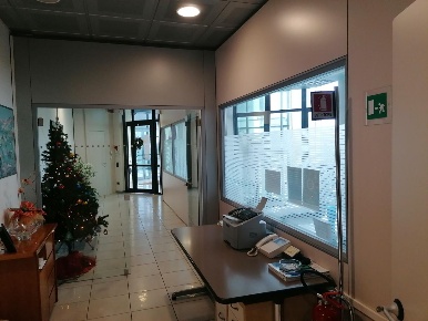 Foto Capannone industriale a Pisa San Francesco di 336 m² con 12 locali