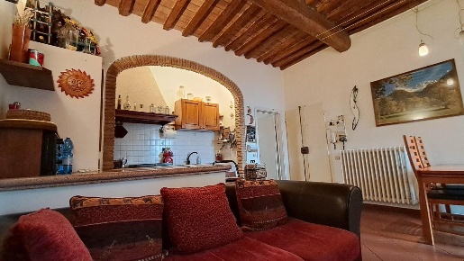 Foto Appartamento a Cecina Cecina Centro di 60 m² con 3 locali in vendita