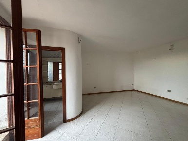 Foto Appartamento a Peccioli Centro di 70 m² con 4 locali in vendita