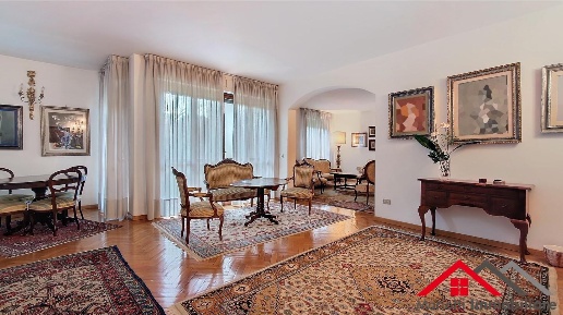 Foto Appartamento a Pisa Santa Maria di 210 m² con 6 locali in vendita
