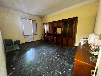 Foto Appartamento a Montelupo Fiorentino Centro di 160 m² con 6 locali