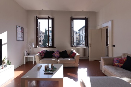 Foto Appartamento a Empoli Centro Storico di 250 m² con 8 locali in vendita