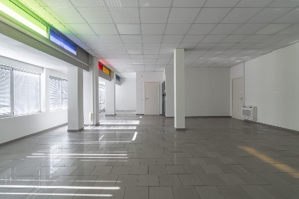 Foto Ufficio a Empoli Stazione - Agenzia delle Entrate di 235 m² in vendita