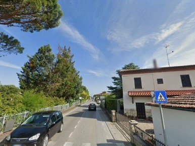 Foto Negozio a Sinalunga Centro di 1065 m² in vendita