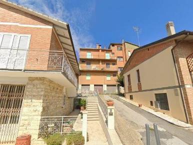 Foto Appartamento a Torrita di Siena Centro di 118 m² con 4 locali