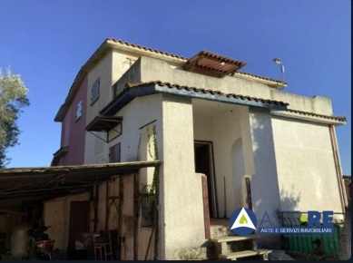 Foto Rustico in Via delle Campanule, Aprilia Cogna di 62 m² con 6 locali