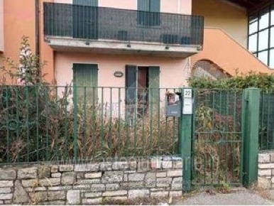 Foto Appartamento in Salvo D'Aquisto, Bedizzole Piazza di 52 m² in vendita
