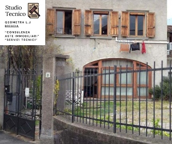 Foto Appartamento in Conche, Sale Marasino Centro di 90 m² con 3 locali