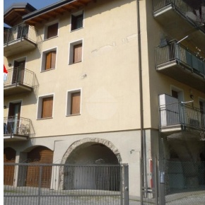 Foto Appartamento in Alpini, Angolo Terme Centro di 95 m² con 4 locali