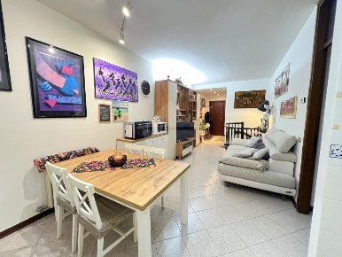 Foto Appartamento in via Giotto, Rovigo di 100 m² con 4 locali in vendita