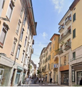 Foto Appartamento in Goffredo Mameli, Brescia di 86 m² con 4 locali