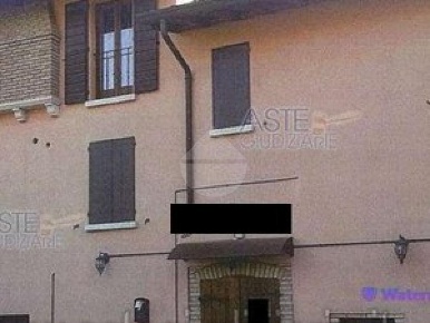 Foto Casa indipendente in Larga, Bedizzole Piazza di 269 m² con 11 locali