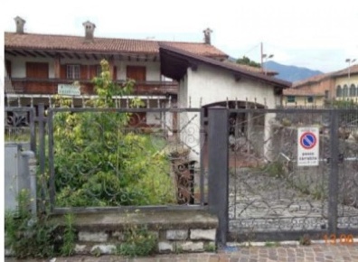 Foto Appartamento in Via Roma, Marone Centro di 146 m² con 5 locali