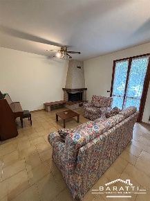 Foto Appartamento a Luzzara Centro di 150 m² con 6 locali in vendita