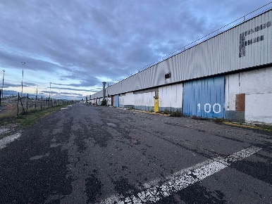 Foto Capannone industriale a Pomigliano d'Arco Centro di 1500 m² in vendita